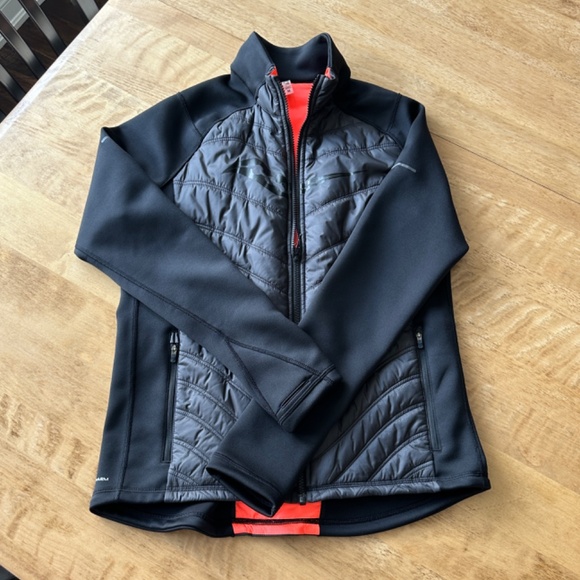 Women’s Saucony Tech Running Jacket - Picture 7 of 8